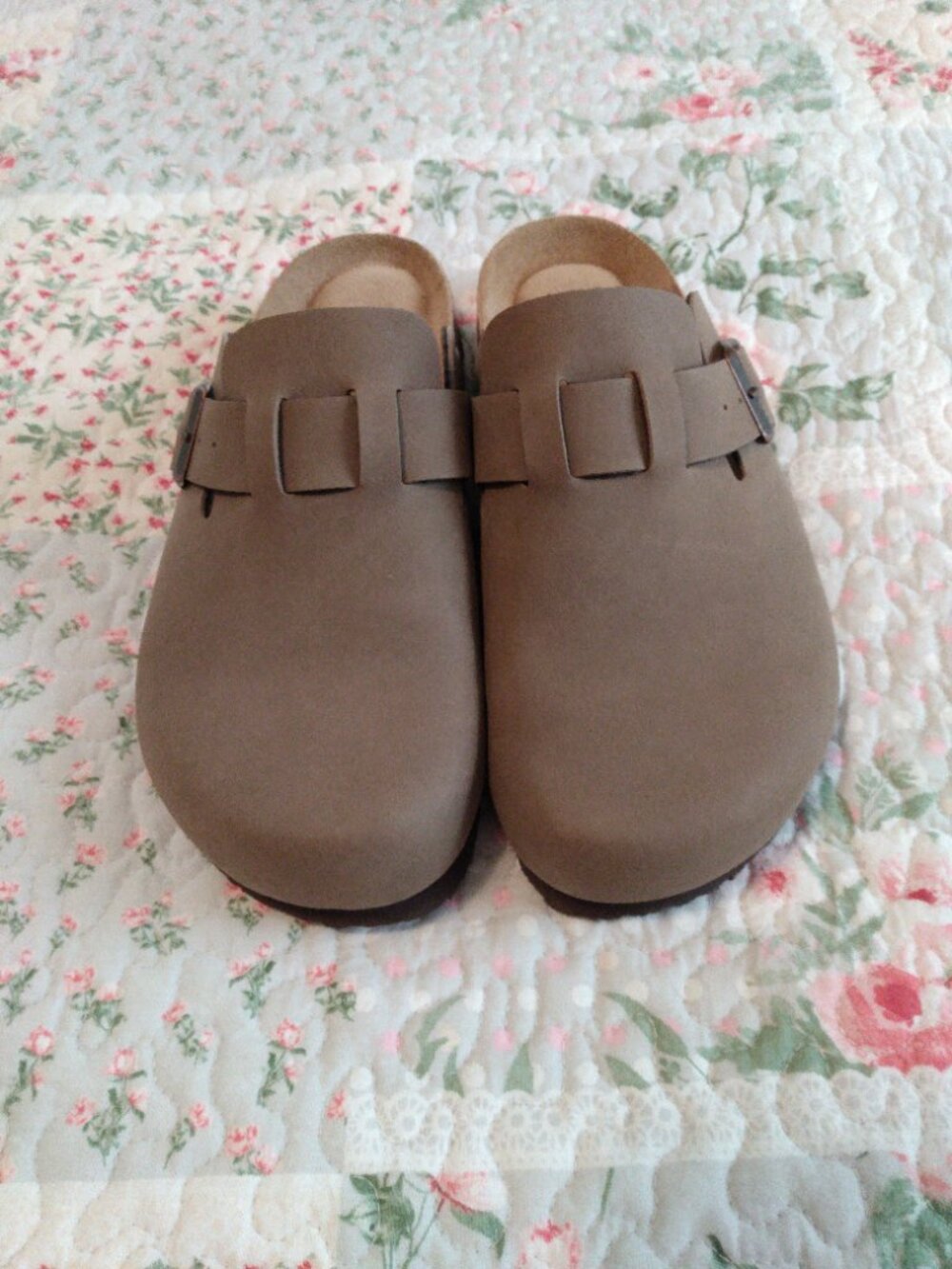 cusionaire, clogs size 7m, tan never worn! - Picture 3 of 9